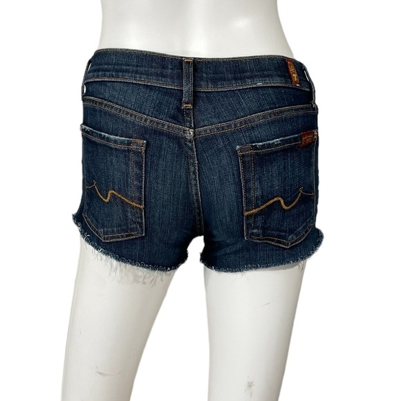 7 For All Mankind Cut Off Jean Shorts Size 26 - Picture 1 of 8